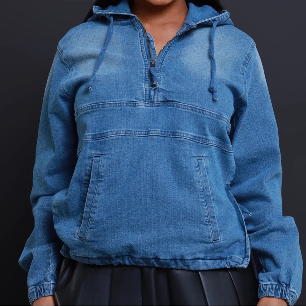 WOMENS SPORTY OVERSIZED DENIM HOODIE